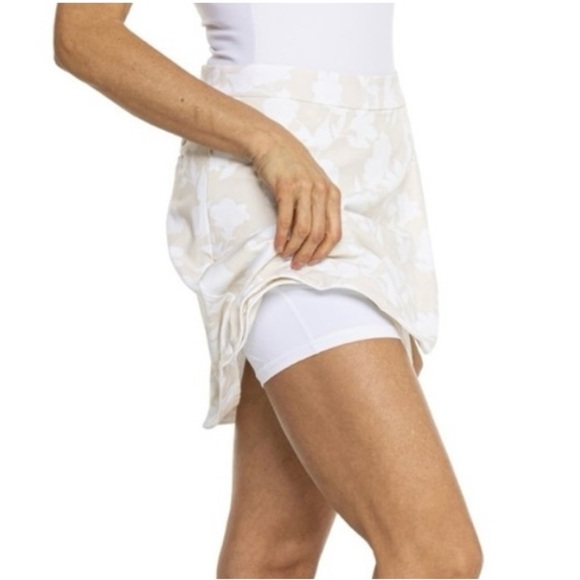 NWT G/Fore Hybrid Maverick Skort Golf Gfore Tonal Floral Wrap 4way Stretch Stone - Picture 12 of 12